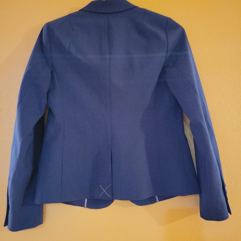 Blazer - Picture 2 of 3